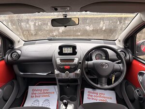 Toyota Aygo 1.0 AYGO GO Vvt-i Semi-auto 5dr