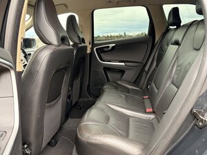 Volvo XC60 2.4 XC60 SE Luxury AWD D5 5dr