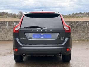 Volvo XC60 2.4 XC60 SE Luxury AWD D5 5dr