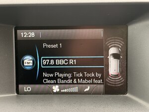 Volvo XC60 2.4 XC60 SE Luxury AWD D5 5dr