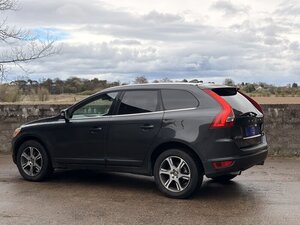 Volvo XC60 2.4 XC60 SE Luxury AWD D5 5dr