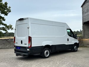 Iveco Daily 2.3 35s14v dr