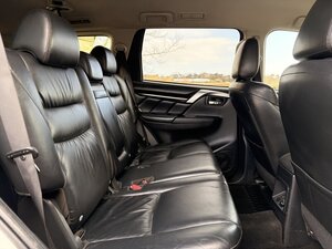 Mitsubishi Shogun Sport 2.4 Shogun Sport DI-D 4 AUTO 5dr