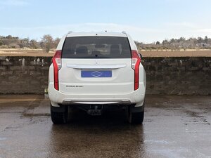 Mitsubishi Shogun Sport 2.4 Shogun Sport DI-D 4 AUTO 5dr