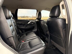 Mitsubishi Shogun Sport 2.4 Shogun Sport DI-D 4 AUTO 5dr