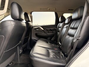 Mitsubishi Shogun Sport 2.4 Shogun Sport DI-D 4 AUTO 5dr