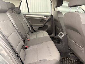 Volkswagen Golf 1.6 GOLF SE NAV TDI Bluemotion Technology 5dr