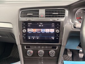 Volkswagen Golf 1.6 GOLF SE NAV TDI Bluemotion Technology 5dr