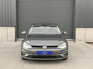 Volkswagen Golf 1.6 GOLF SE NAV TDI Bluemotion Technology 5dr