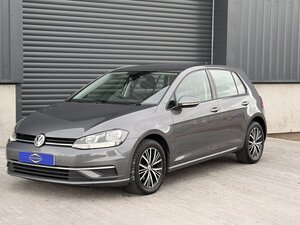 Volkswagen Golf 1.6 GOLF SE NAV TDI Bluemotion Technology 5dr
