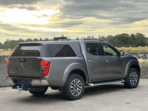 Nissan NP300 Navara 2.3 Np300 Navara Tekna DCI dr