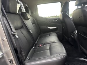 Nissan NP300 Navara 2.3 Np300 Navara Tekna DCI dr