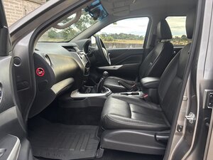 Nissan NP300 Navara 2.3 Np300 Navara Tekna DCI dr