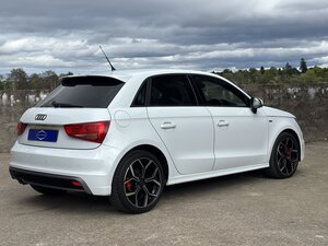 Audi A1 1.4 A1 Sportback Tfsi S Line Semi-auto 5dr