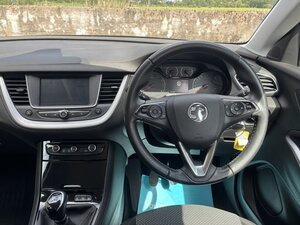 Vauxhall Grandland X 1.2 Grandland X Se T 5dr