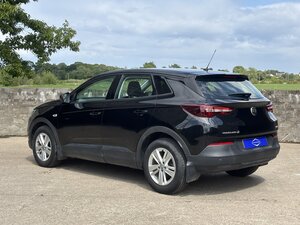 Vauxhall Grandland X 1.2 Grandland X Se T 5dr