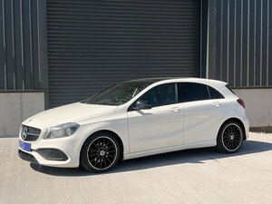 Mercedes-Benz A-Class 2.1 A 200 D AMG LINE Executive AUTO 5dr