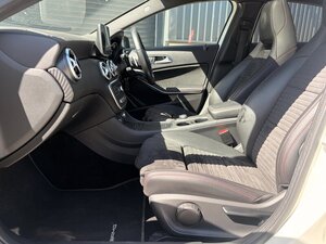 Mercedes-Benz A-Class 2.1 A 200 D AMG LINE Executive AUTO 5dr