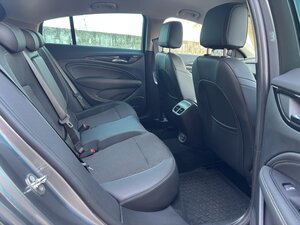 Vauxhall Insignia 1.6 Insignia Sri Nav Td Auto 5dr