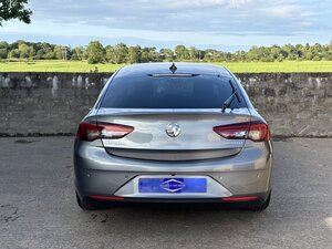 Vauxhall Insignia 1.6 Insignia Sri Nav Td Auto 5dr