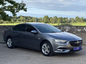 Vauxhall Insignia 1.6 Insignia Sri Nav Td Auto 5dr