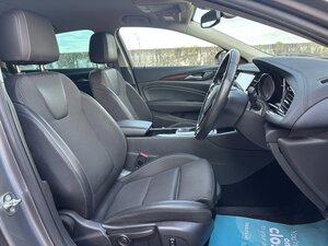 Vauxhall Insignia 1.6 Insignia Sri Nav Td Auto 5dr