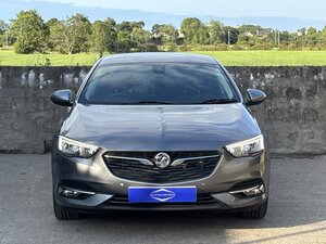Vauxhall Insignia 1.6 Insignia Sri Nav Td Auto 5dr