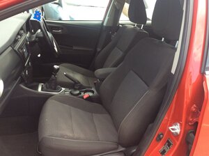Toyota Auris 1.6 Auris ICON Valvematic 5dr