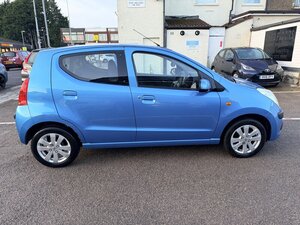 Nissan Pixo 1.0 PIXO N-tec 5dr