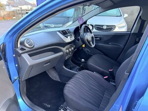 Nissan Pixo 1.0 PIXO N-tec 5dr