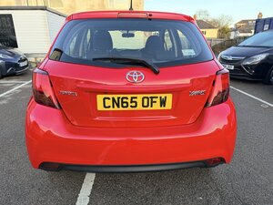 Toyota Yaris 1.3 Yaris ICON Vvt-i 5dr