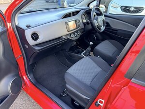 Toyota Yaris 1.3 Yaris ICON Vvt-i 5dr