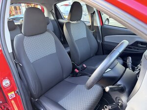 Toyota Yaris 1.3 Yaris ICON Vvt-i 5dr