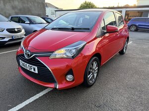 Toyota Yaris 1.3 Yaris ICON Vvt-i 5dr