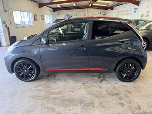 Toyota Aygo 1.0 AYGO X-press Vvt-i 5dr