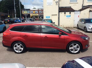 Ford Focus 1.0 Titanium 5dr