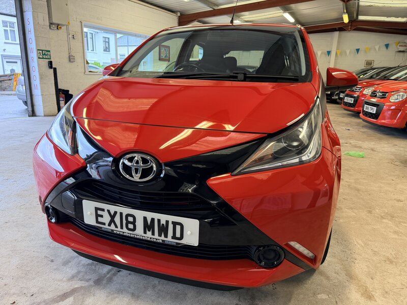 Toyota Aygo 1.0 AYGO X-play Vvt-i 5dr