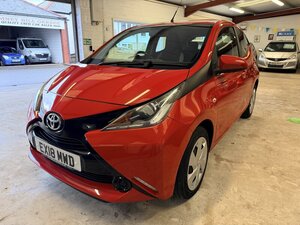 Toyota Aygo 1.0 AYGO X-play Vvt-i 5dr