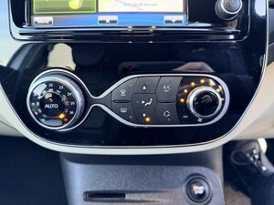 Renault Captur 1.3 Captur GT LINE TCE AUTO 5dr