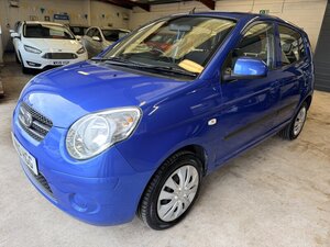 Kia Picanto 1.1 Picanto Strike 5dr