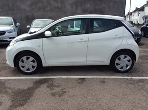 Toyota Aygo 1.0 Aygo X-play Vvt-i 5dr