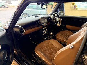 Mini Hatch 1.6 Cooper Mayfair 3dr