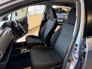 Toyota Yaris 1.3 Yaris TR Vvt-i CVT 5dr