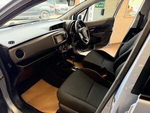 Toyota Yaris 1.3 Yaris TR Vvt-i CVT 5dr