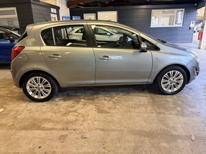 Vauxhall Corsa 1.2 Corsa SE 5dr