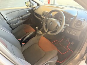 Renault Clio 1.1 CLIO Expression+ 16V 5dr