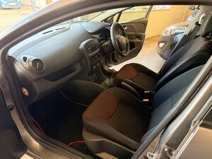 Renault Clio 1.1 CLIO Expression+ 16V 5dr