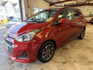 Hyundai i10 1.2 I10 Premium AUTO 5dr