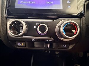 Honda Jazz 1.3 JAZZ SE I-vtec 5dr