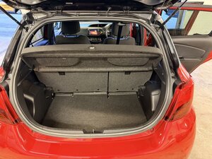 Toyota Yaris 1.3 Yaris Design Vvt-i 5dr